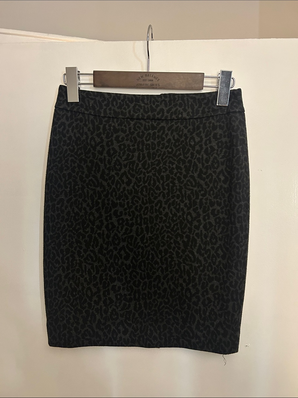LOFT Black Leopard-Print Pencil Skirt